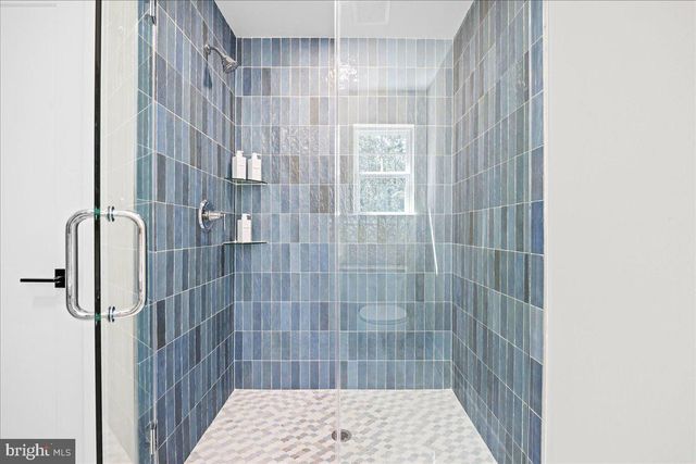 108 BLUE ANCHOR RD, Sicklerville, NJ 08081