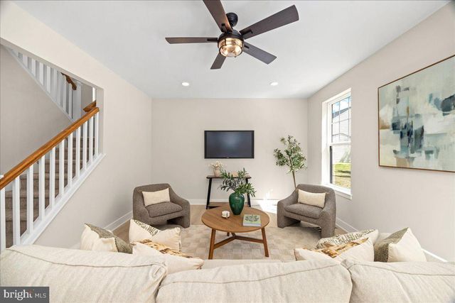 108 BLUE ANCHOR RD, Sicklerville, NJ 08081