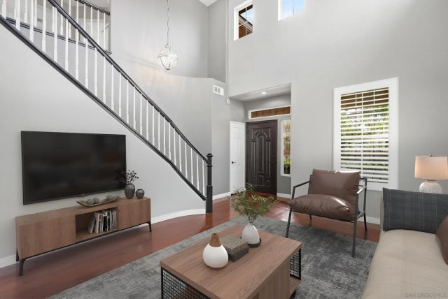4168 Calle Isabelino, San Diego, CA 92130