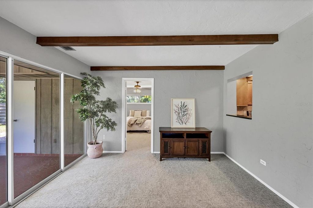 Image 17 of property listing at 5201 STEVENS DRIVE, Sarasota, FL 34234