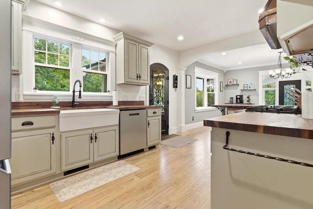 N46W29096 Capitol DRIVE, Hartland, WI 53029