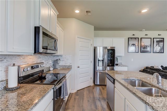 81 Mead Court, Hoschton, GA 30548