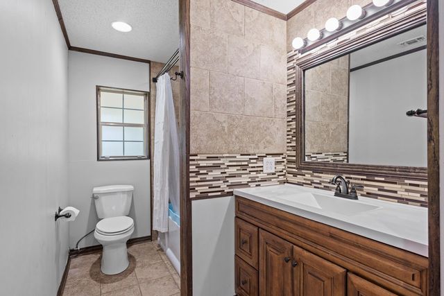 803 Smokey Mountain Dr, Kerrville, TX 78028