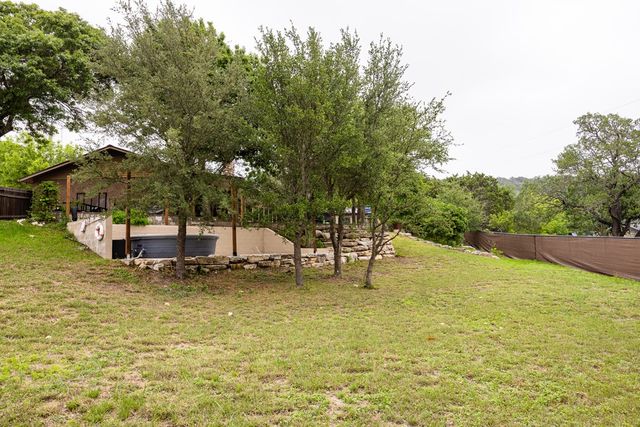 803 Smokey Mountain Dr, Kerrville, TX 78028