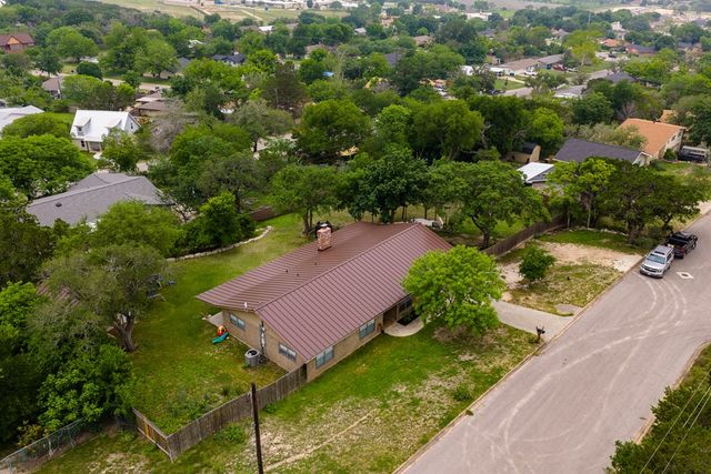 803 Smokey Mountain Dr, Kerrville, TX 78028