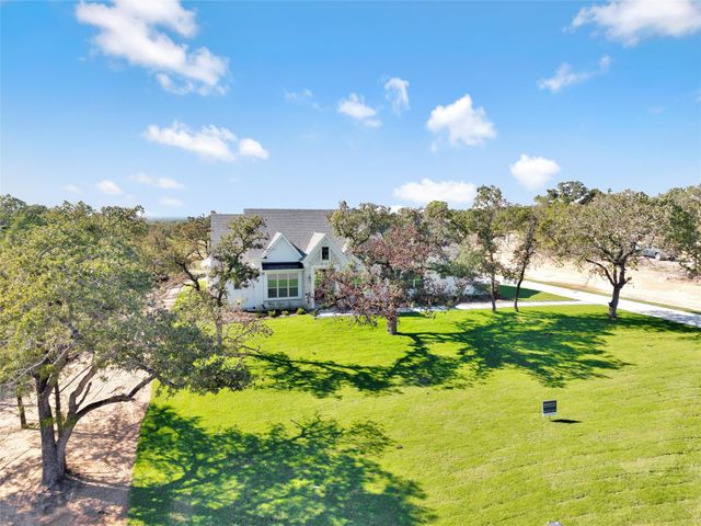 1061 Arbor Vista Drive, Azle, TX 76020