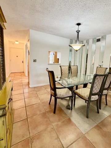 2101 Lucaya Bend, Coconut Creek, FL 33066