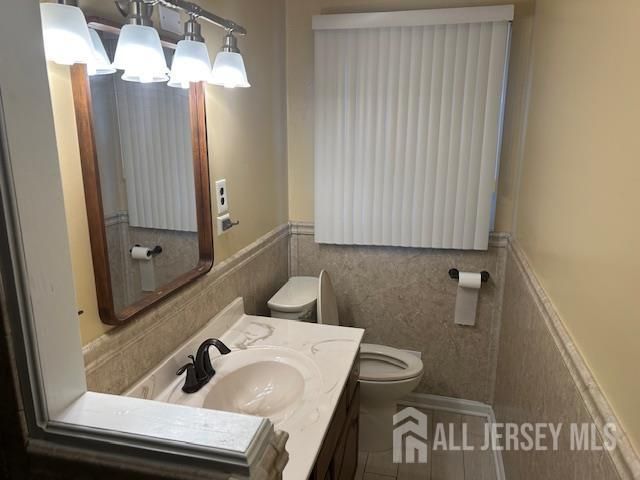 3 Brookside Road, Edison, NJ 08817