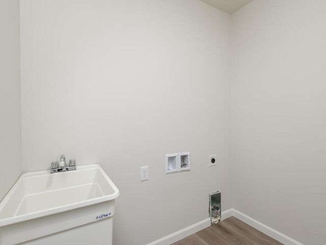 648 Hawthorne Lane, Watertown, MN 55388