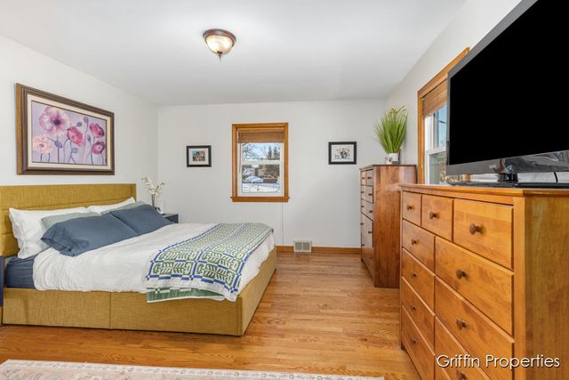 2509 Belknap Avenue, Grand Rapids, MI 49505