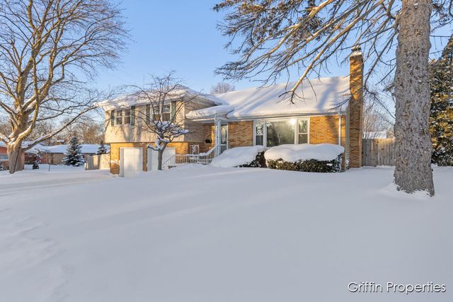 2509 Belknap Avenue, Grand Rapids, MI 49505