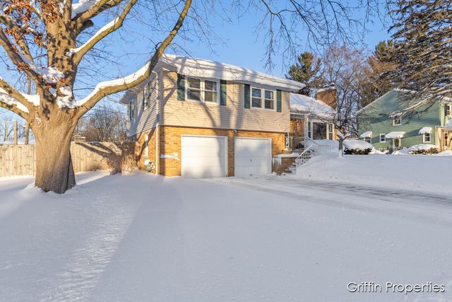 2509 Belknap Avenue, Grand Rapids, MI 49505