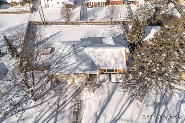 2509 Belknap Avenue, Grand Rapids, MI 49505