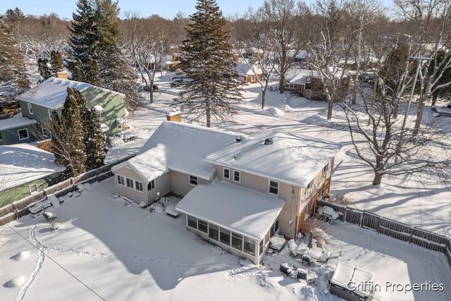 2509 Belknap Avenue, Grand Rapids, MI 49505