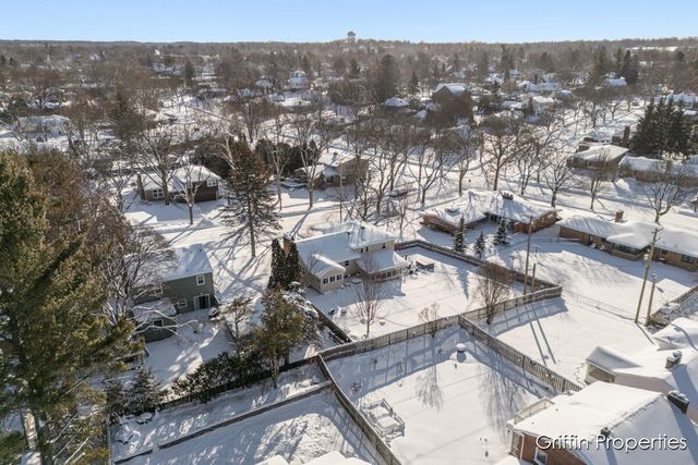 2509 Belknap Avenue, Grand Rapids, MI 49505