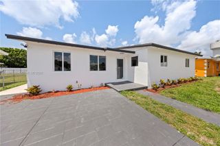 651 NW 9th St, Homestead, FL 33030