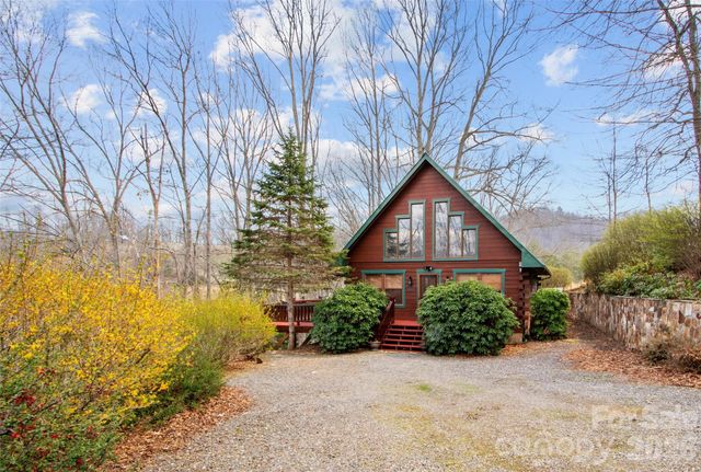 101 Jack Straw Lane, Burnsville, NC 28714