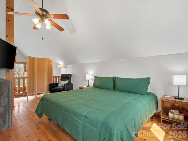 101 Jack Straw Lane, Burnsville, NC 28714
