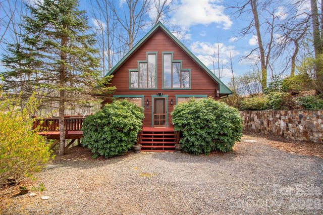 101 Jack Straw Lane, Burnsville, NC 28714