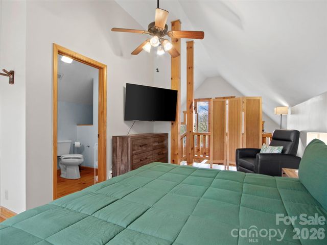 101 Jack Straw Lane, Burnsville, NC 28714