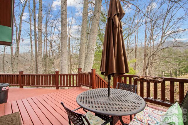 101 Jack Straw Lane, Burnsville, NC 28714