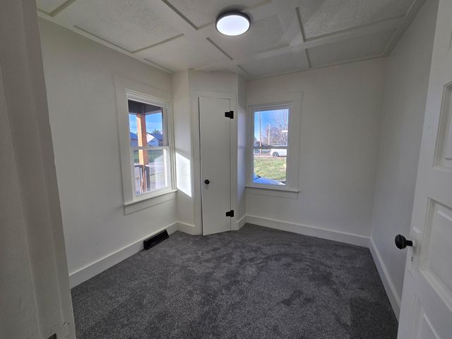 317 E Highland Drive, Zanesville, OH 43701