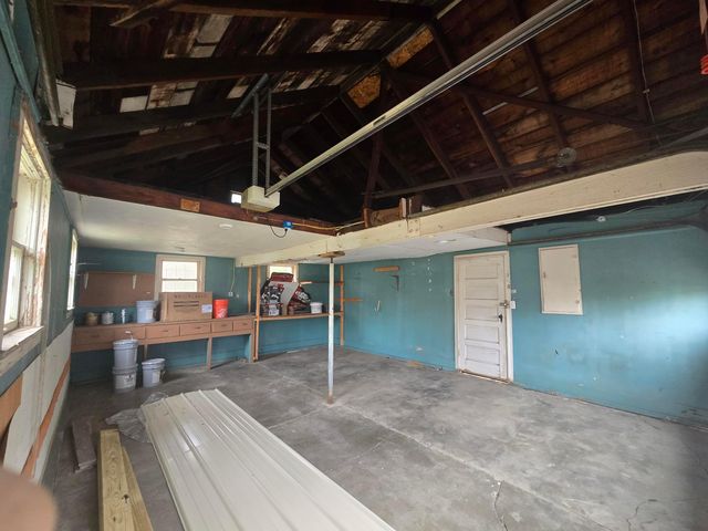 317 E Highland Drive, Zanesville, OH 43701