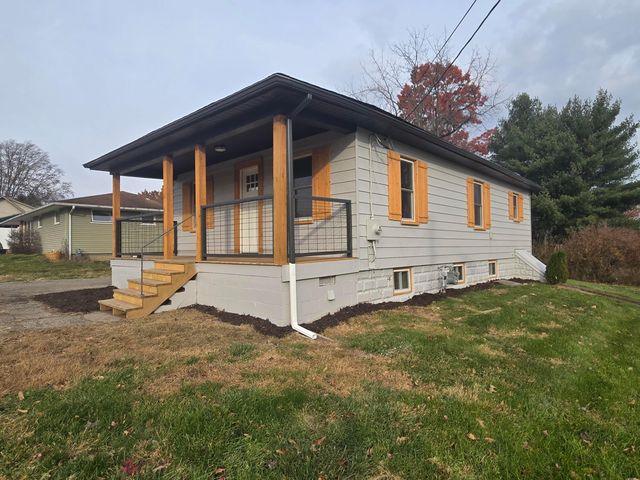 317 E Highland Drive, Zanesville, OH 43701