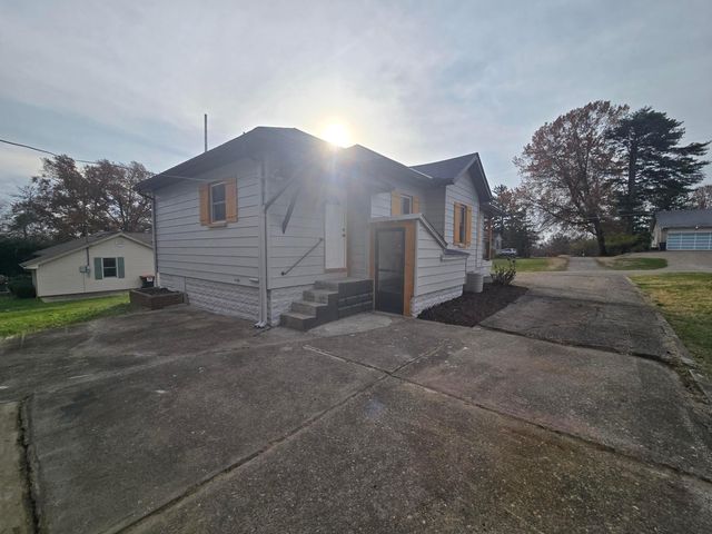 317 E Highland Drive, Zanesville, OH 43701