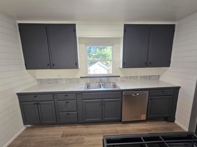 317 E Highland Drive, Zanesville, OH 43701