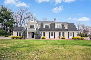 6 Short Hills Ln, Scotch Plains Twp., NJ 07076