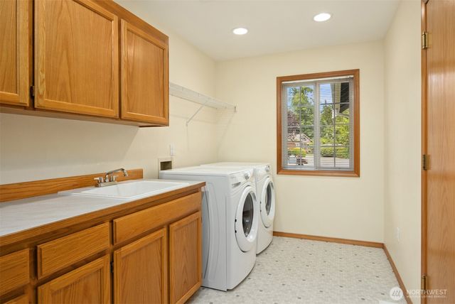 4518 146th Place SW, Lynnwood, WA 98087