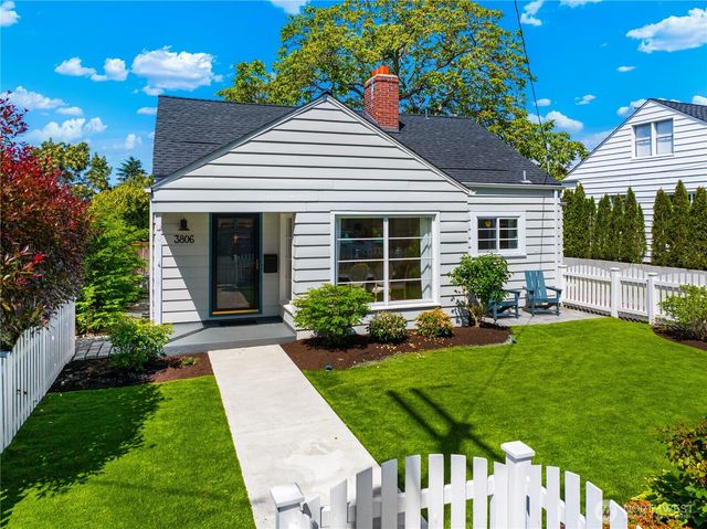 3806 W Bertona Street, Seattle, WA 98199