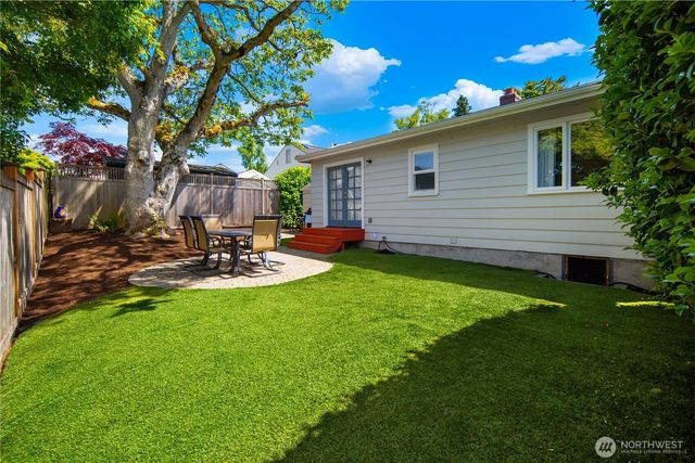 3806 W Bertona Street, Seattle, WA 98199