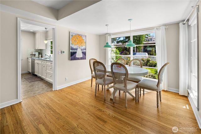 3806 W Bertona Street, Seattle, WA 98199