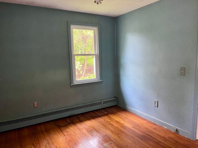 79 Newton Ave N, Worcester, MA 01602