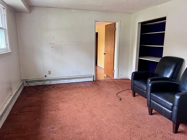 79 Newton Ave N, Worcester, MA 01602