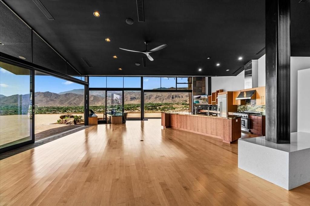 Image 18 of property listing at 48710 Paisano Road, Palm Desert, CA 92260