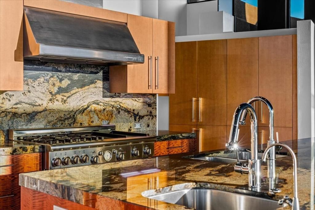 Image 27 of property listing at 48710 Paisano Road, Palm Desert, CA 92260