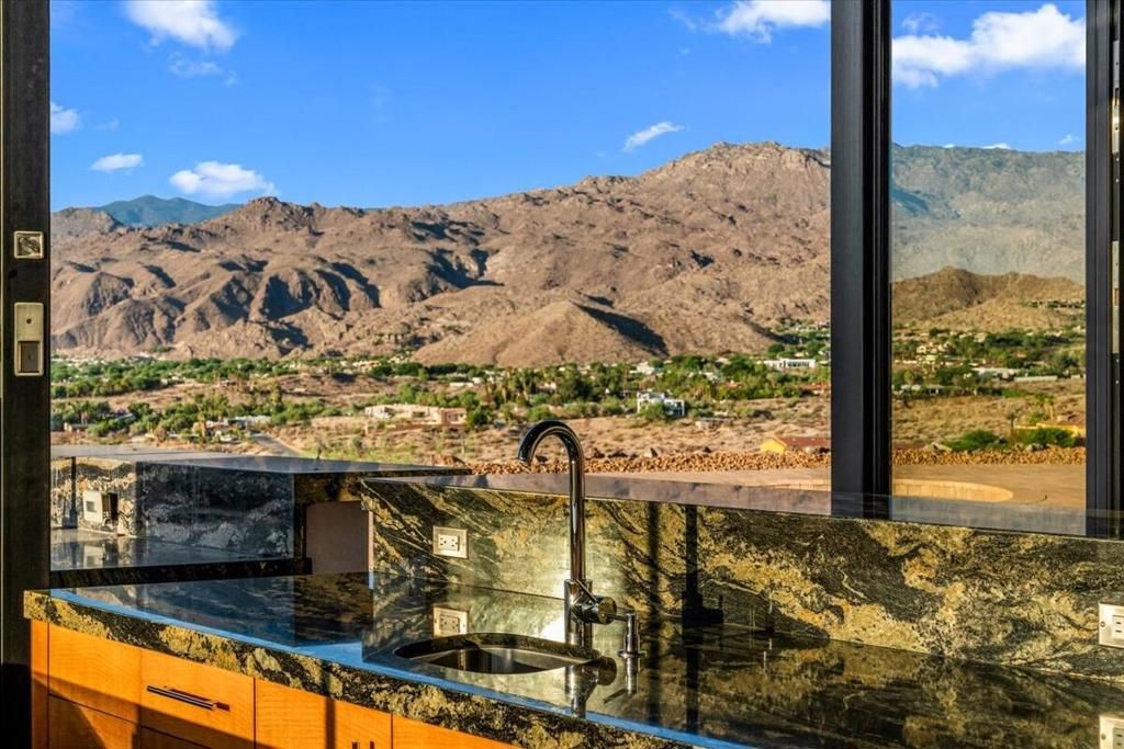Image 31 of property listing at 48710 Paisano Road, Palm Desert, CA 92260