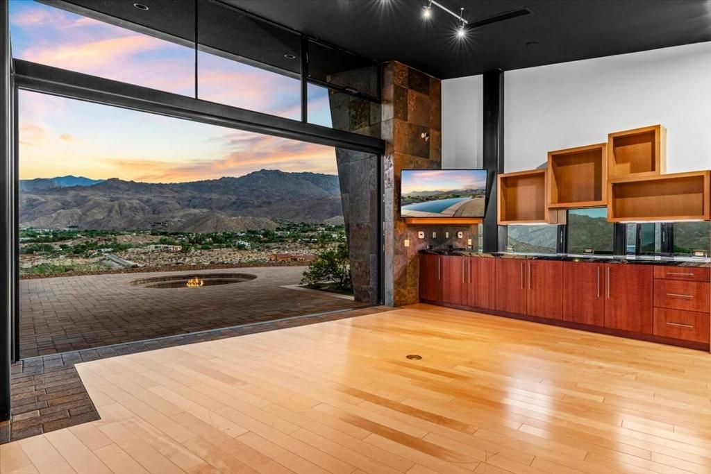 Image 47 of property listing at 48710 Paisano Road, Palm Desert, CA 92260