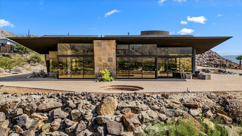 Image 6 of property listing at 48710 Paisano Road, Palm Desert, CA 92260