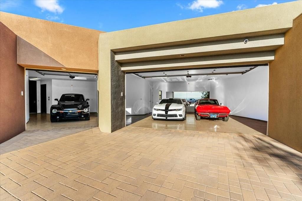 Image 70 of property listing at 48710 Paisano Road, Palm Desert, CA 92260