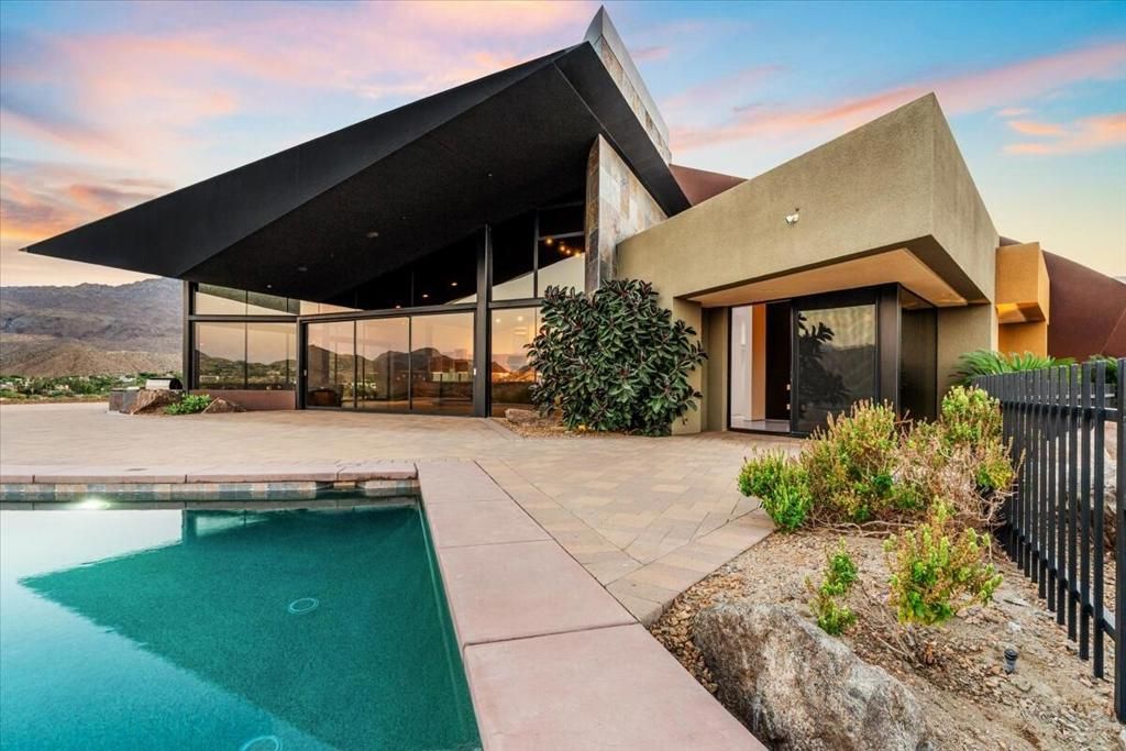 Image 76 of property listing at 48710 Paisano Road, Palm Desert, CA 92260