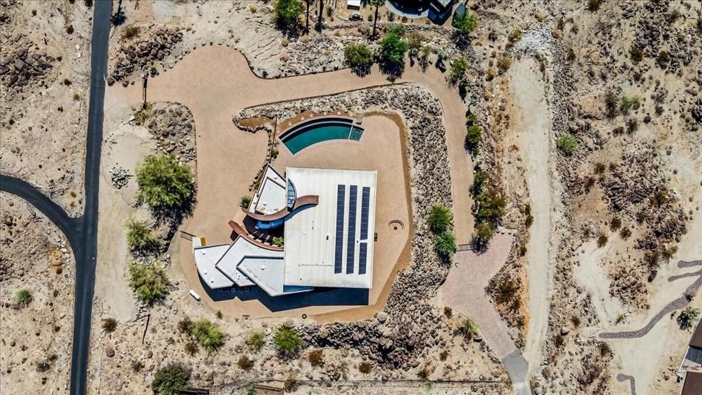 Image 81 of property listing at 48710 Paisano Road, Palm Desert, CA 92260