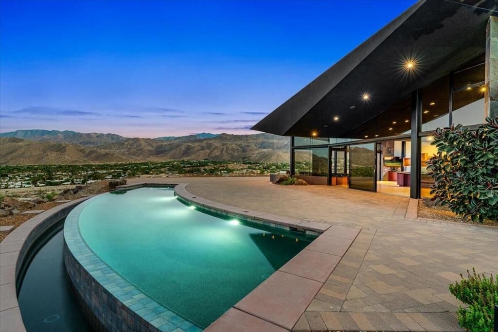 Image 87 of property listing at 48710 Paisano Road, Palm Desert, CA 92260