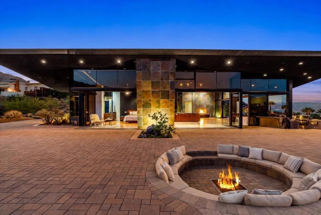 Image 94 of property listing at 48710 Paisano Road, Palm Desert, CA 92260