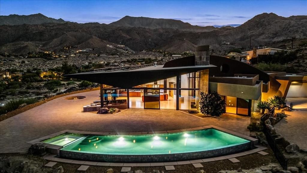 Image 99 of property listing at 48710 Paisano Road, Palm Desert, CA 92260