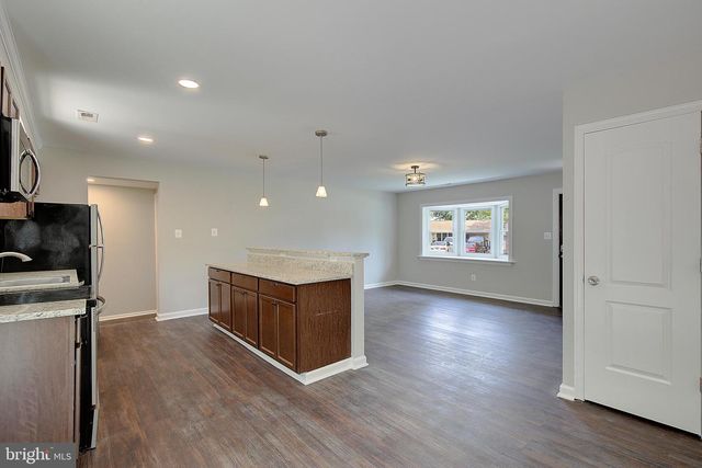 516 QUEEN ANNE AVE, Odenton, MD 21113