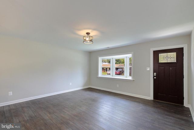 516 QUEEN ANNE AVE, Odenton, MD 21113